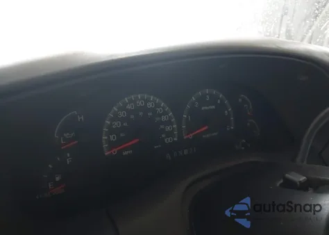 2000 Ford Expedition Xlt z USA, uszkodzony, nr VIN 1FMPU16LXYLB52688